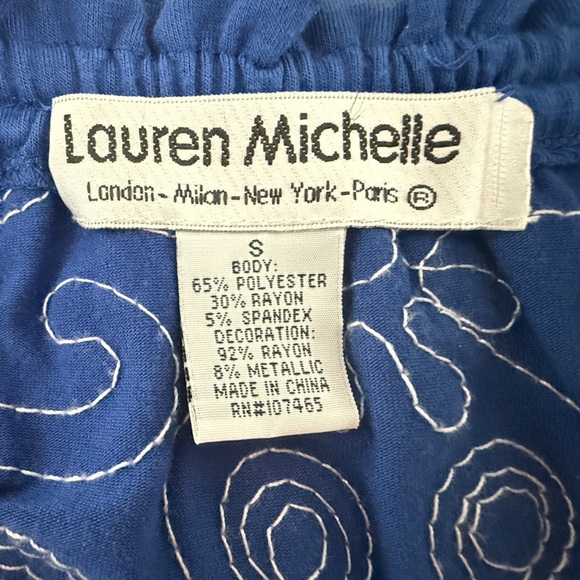 Lauren Michelle Embroidered Blue Boho Top. Size - Small - Picture 5 of 6